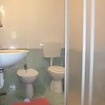 Apartman Modern Flat With Terrace For 5 Guests - Beahost *