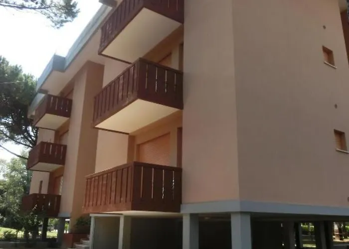 Апартаменти Modern Flat With Terrace For 5 Guests - Beahost Бібіоне